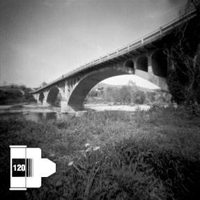 Lomography B&W 100