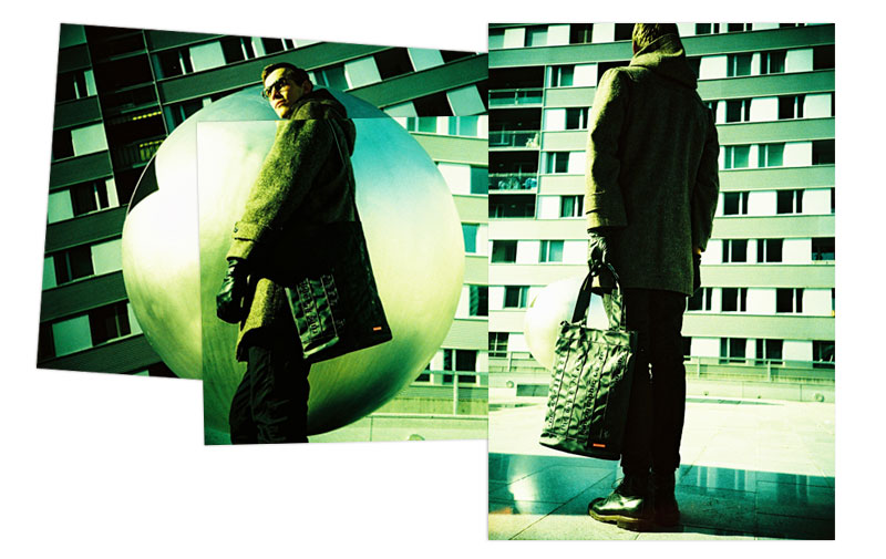 Stamp: Get a free Lomography Sling-On Bag with purchases over 200 USD/EUR