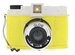 Diana F+ Glow in the Dark Deluxe Kit