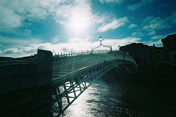 the lomography new russar lens